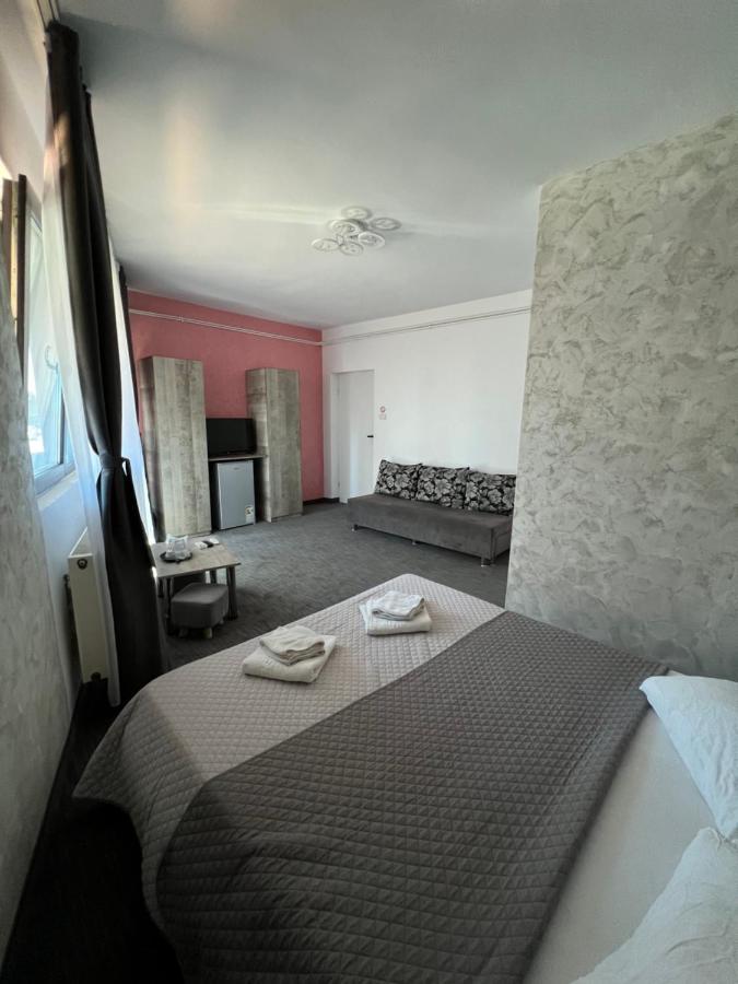 Hotel Ama World Constanta Ngoại thất bức ảnh